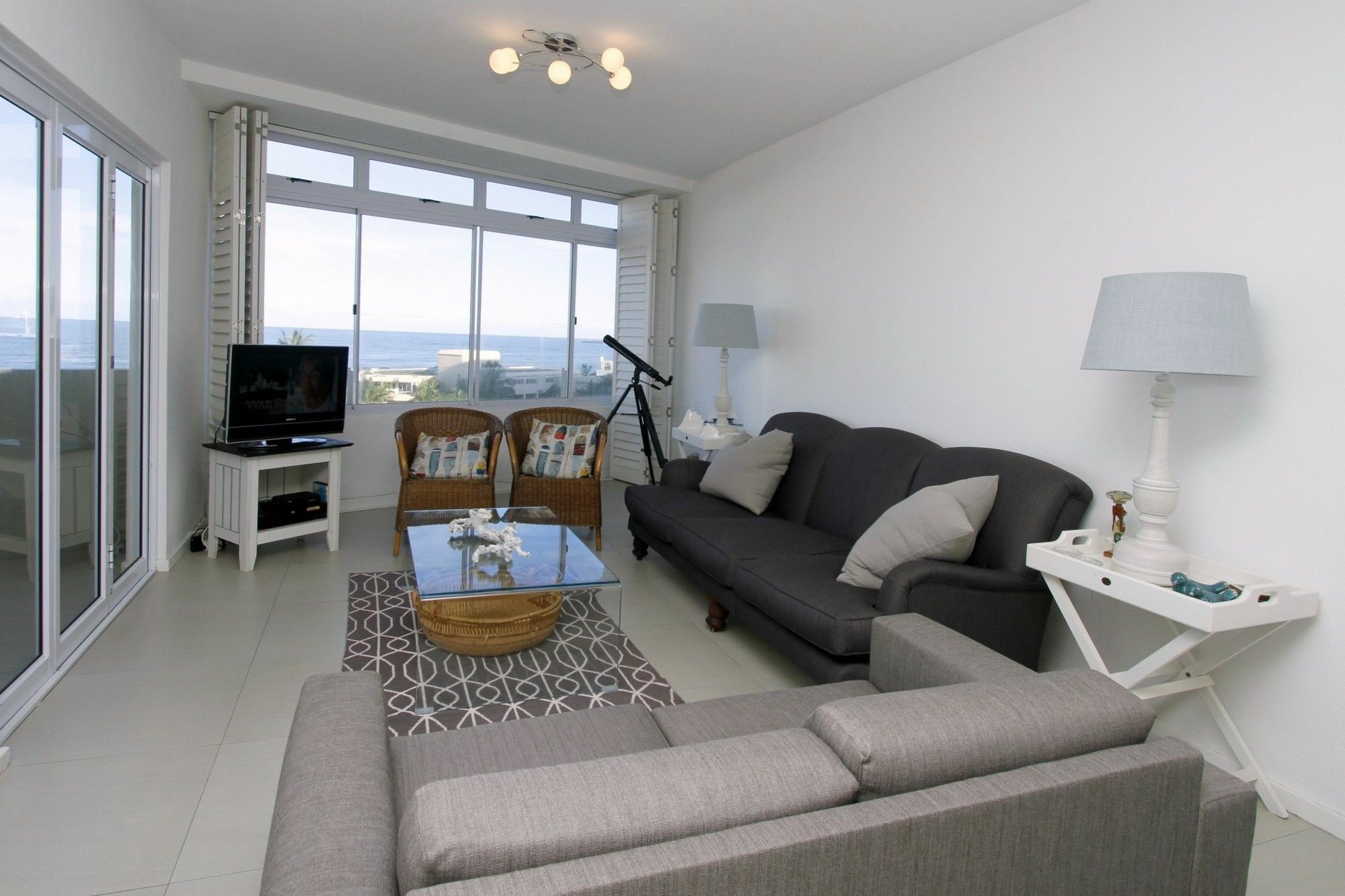 34 Sea Lodge - By Stay In Umhlanga Durban Exteriör bild